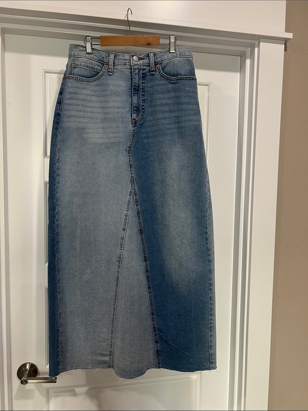 Jessica Simpson Denim Maxi Skirt with Back Slit - Two Tone Faded Blue. Size 8